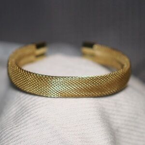 Elegant Gold Mesh Bracelet